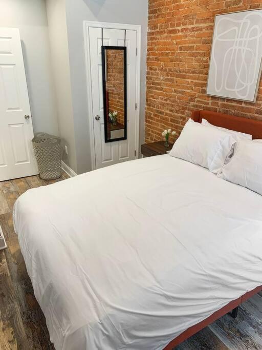 Cozy Modern Apt In The Heart Of Fells Point! Baltimore Exterior foto